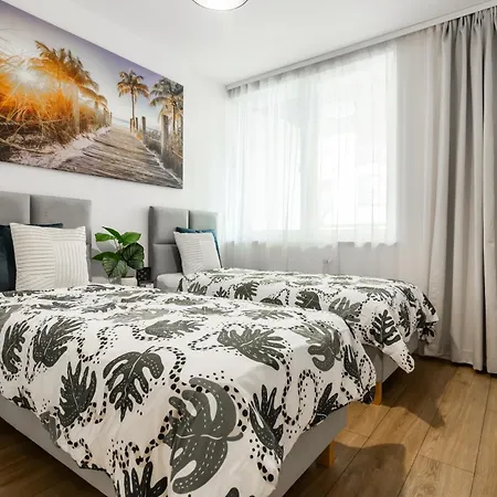 Apartament Near Sky Tower Free Parking For 2 Cars Wroclaw Exterior photo