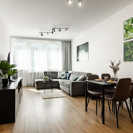 Apartament Near Sky Tower Free Parking For 2 Cars Wroclaw Exterior photo