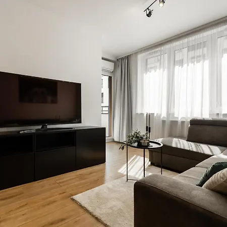 Apartament Near Sky Tower Free Parking For 2 Cars Wroclaw Exterior photo
