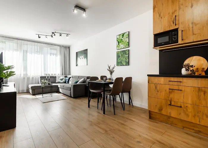 Apartament Near Sky Tower Free Parking For 2 Cars